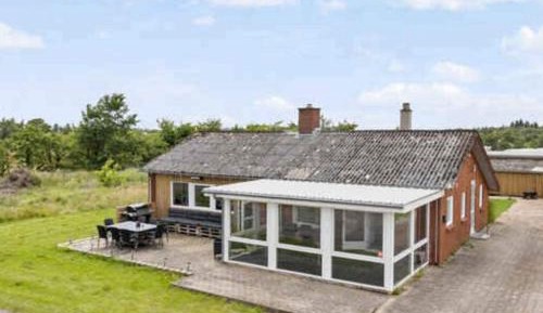 Three-Bedroom Vacation Home 
