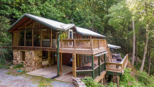 Three-Bedroom Vacation Home 