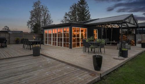 Three-Bedroom Vacation Home 