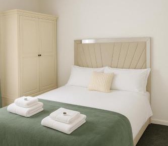 Deluxe Double Room with Shower