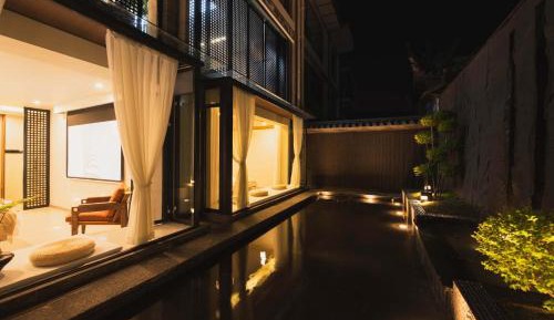 King Room with Garden View