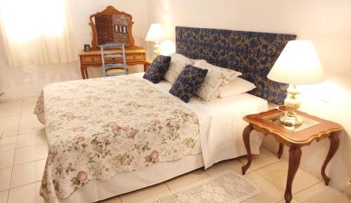 Deluxe King Suite