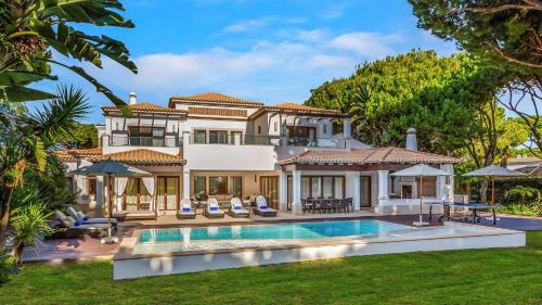 Deluxe Four Bedroom Villa
