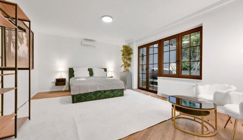 Two-Bedroom Deluxe Apartment