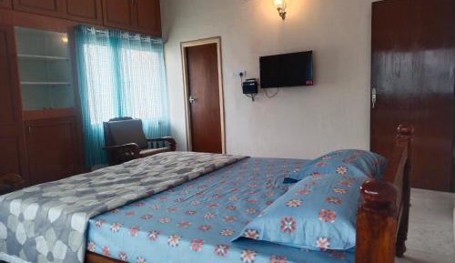 Family Two-Bedroom Apartment with View