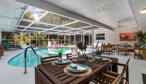 Three-Bedroom Vacation Home 
