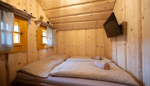 Double Room with Shared Bathroom