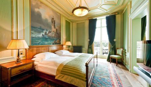Executive Suite
