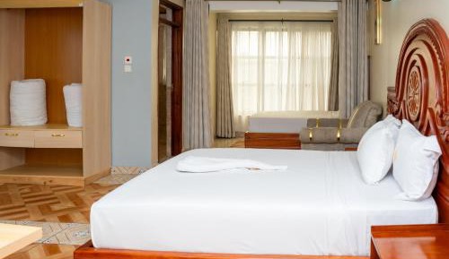 Deluxe Double or Twin Room