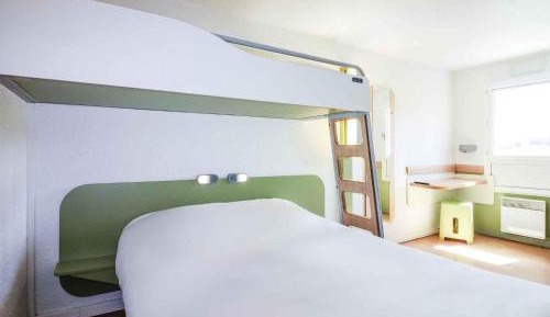 Double Room with Bunk Bed
