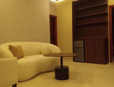 Deluxe Queen Suite