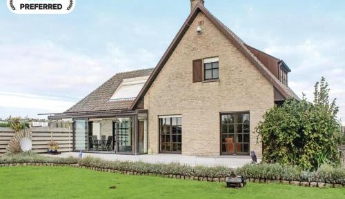 Four-Bedroom Holiday Home