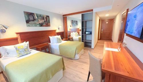 Deluxe Double Room with Shower