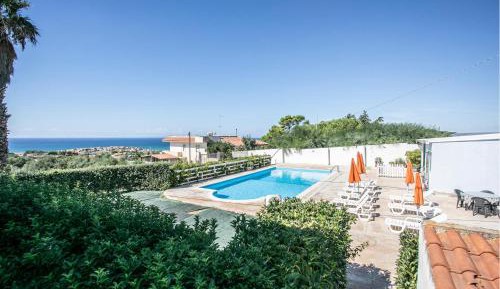 Two-Bedroom Holiday Home