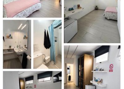 Double Room with Private Bathroom