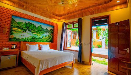 Double Room with Pool View