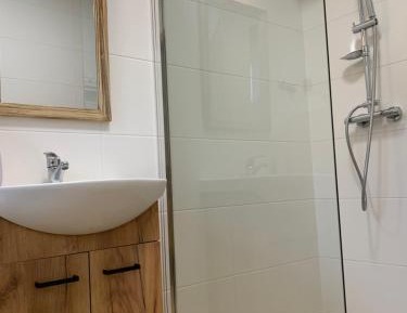 One-Bedroom Apartment with Balcony