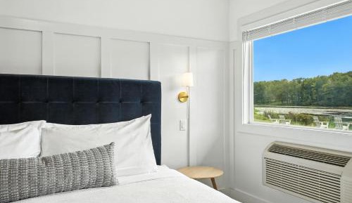 King Room with Lake View