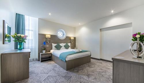 Large Double Room