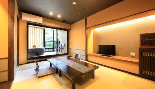 Japanese-Style Room with Open-Air Bath