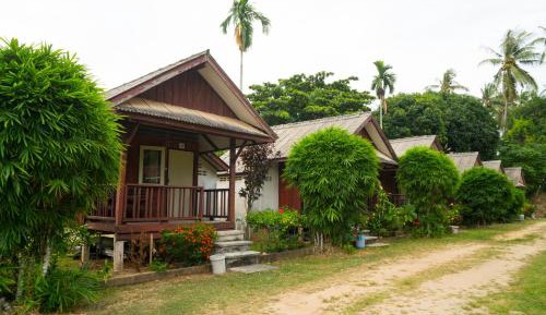 Bungalow with Fan