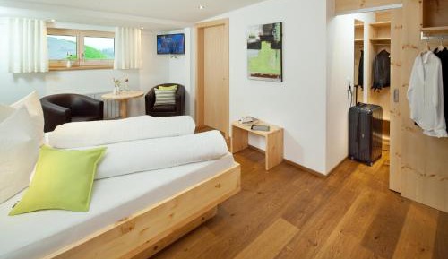 Large Double Room