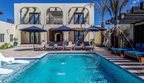 Nine-Bedroom Holiday Home