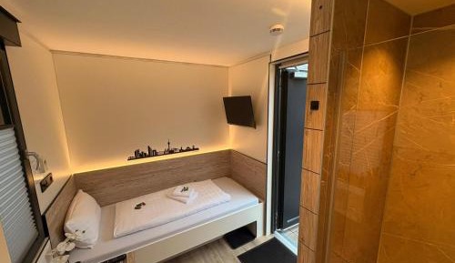 Single Room with Private Bathroom