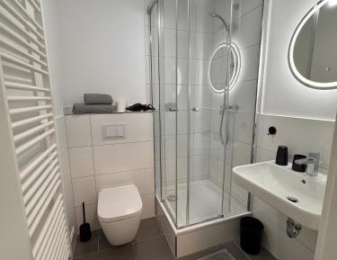 Superior One-Bedroom Apartment