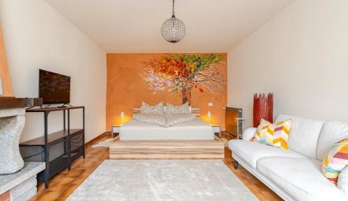 Superior One-Bedroom Apartment