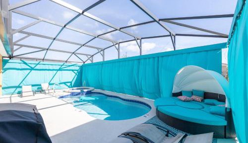 Six-Bedroom Holiday Home