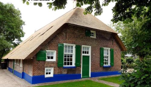 Three-Bedroom Vacation Home 