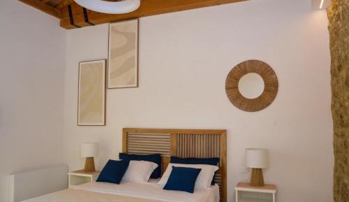 Apartment with Lake View