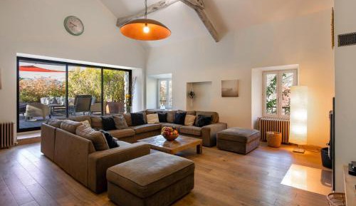 Six-Bedroom Holiday Home