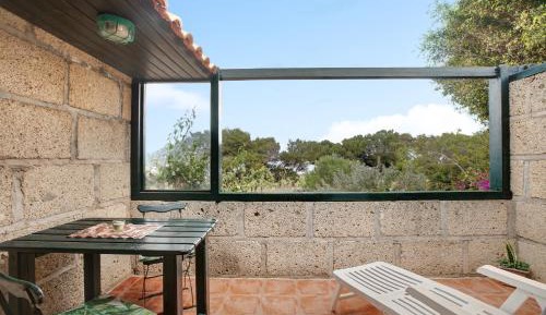 Superior One-Bedroom Apartment