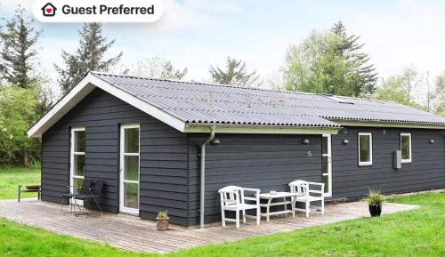 Three-Bedroom Vacation Home 