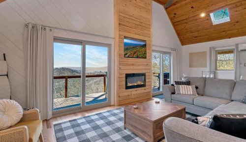 Three-Bedroom Vacation Home 