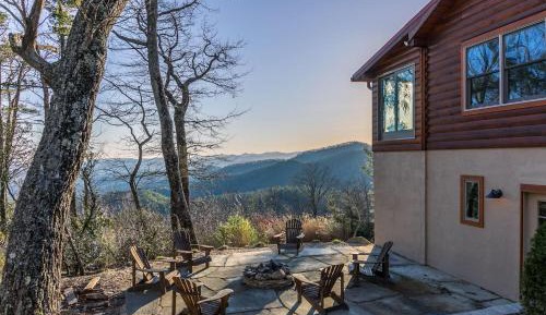 Two-Bedroom Holiday Home
