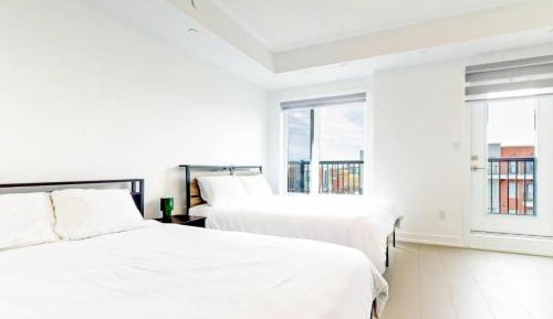 Quadruple Room with Private Bathroom