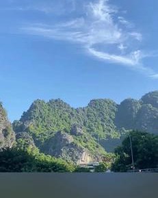 Family Room with Mountain View