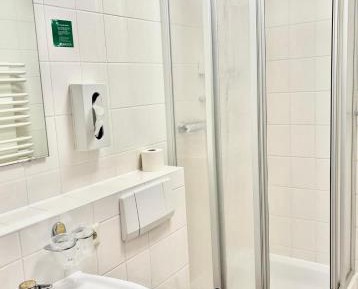 Standard Single Room with Shower