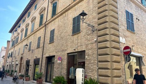 Four-Bedroom Deluxe Apartment