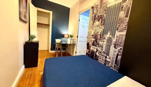 Standard Double Room with Shared Bathroom