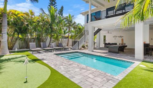 Two-Bedroom Holiday Home