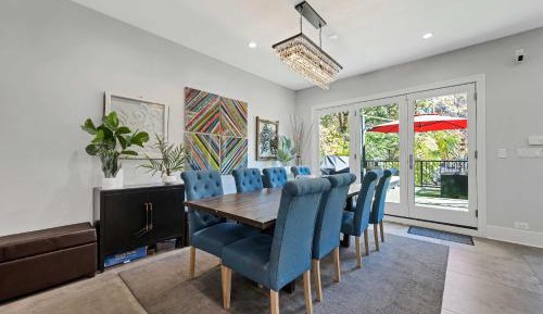Four-Bedroom Holiday Home