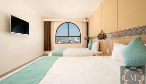 Suite with City View