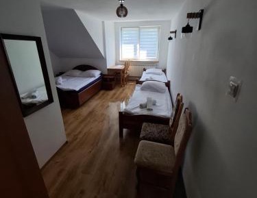 Comfort Triple Room with Shower