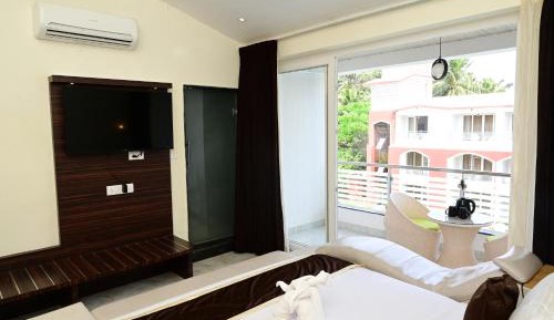 Double Room with Balcony (3 Adults)