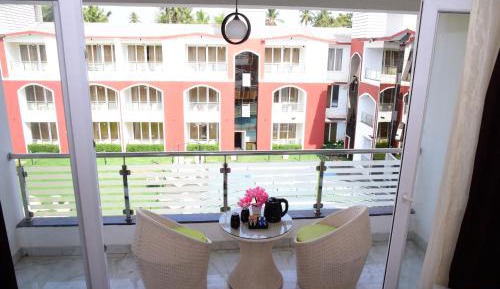 Double Room with Balcony (2 Adults + 1 Child)