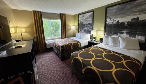 Queen Room with Two Queen Beds - Non-Smoking